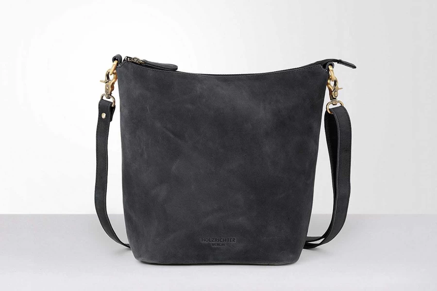 HOLZRICHTER Women's Hobo Shoulder Bag with Woven Strap - Stylish and Functional Handbag for Everyday Use