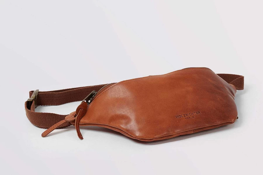 HOLZRICHTER Women's Leather Bum Bag No.1-2 (L) - Stylish Waist Pack for Women