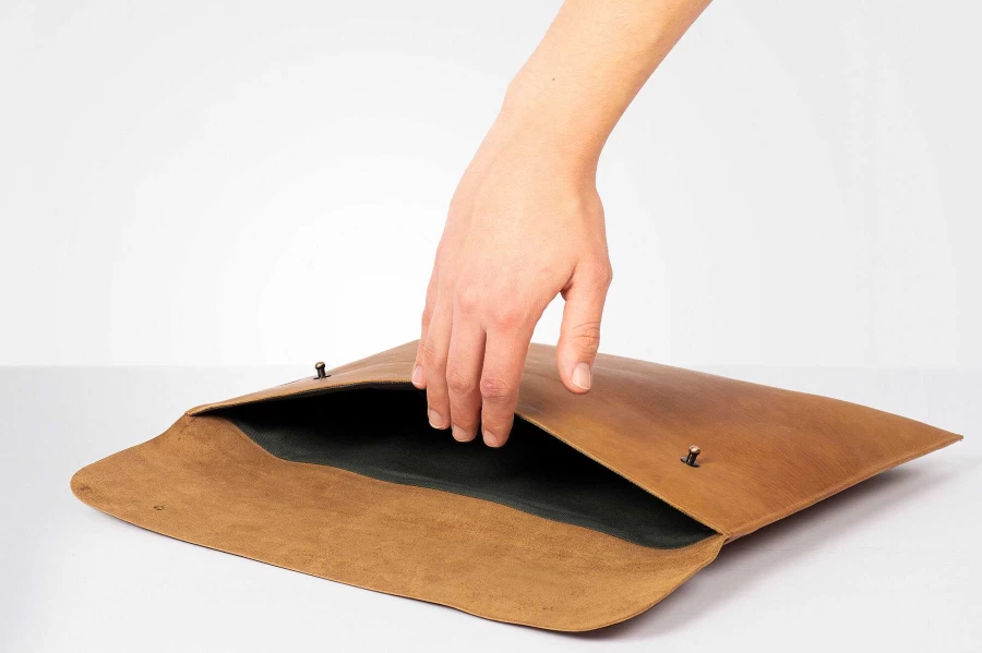 HOLZRICHTER Leather MacBook Pro 13 Inch Sleeve Case for Men - Premium Protective Laptop Cover