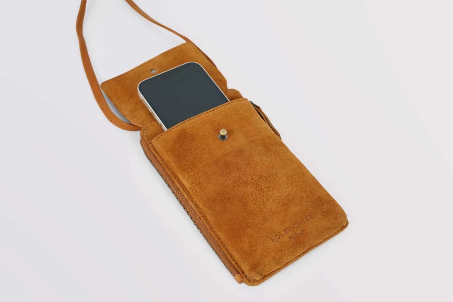 HOLZRICHTER Women's Fashionable Mobile Phone Bag No 7-1 - Stylish & Practical Crossbody Pouch