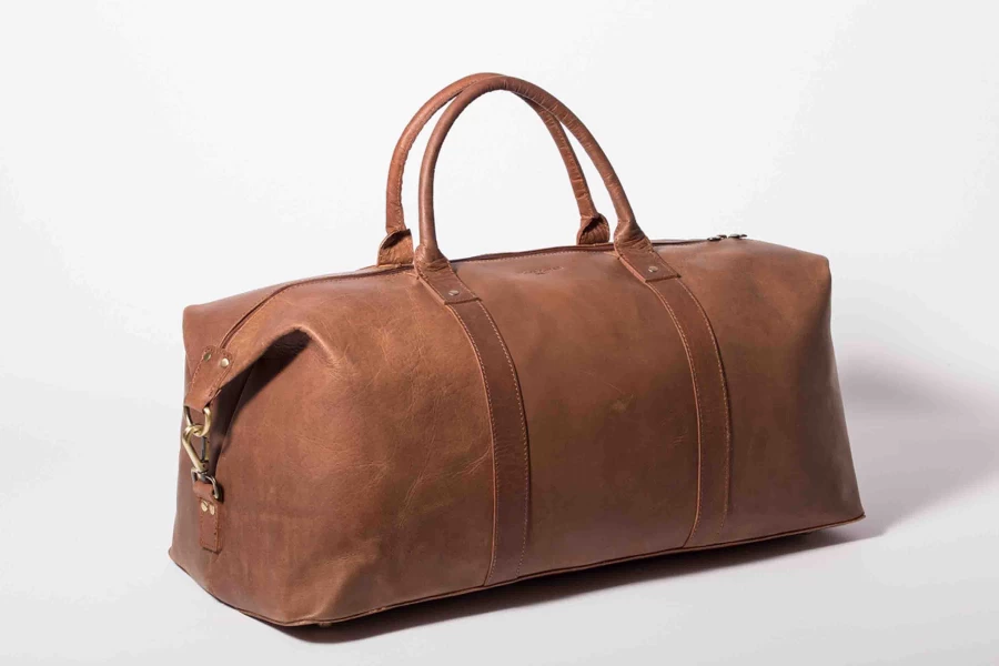 HOLZRICHTER Women's Weekender Travel Bag No 12-1 (L) with Matching Toiletry Bag No 3-1 (L)